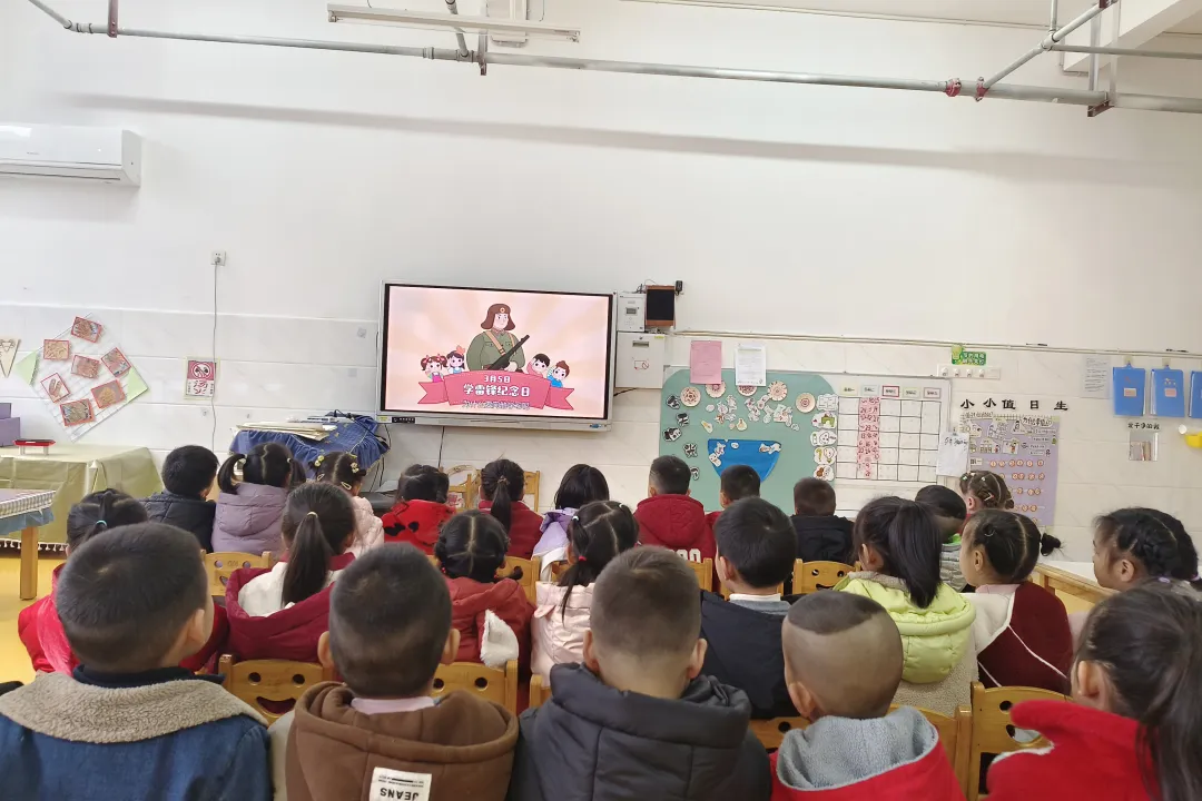 小小雷锋在行动——崇仁县第二幼儿园开展学雷锋活动