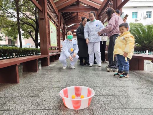 上高县中医院：三八巾帼展风采 乒乓跃动绽芳华
