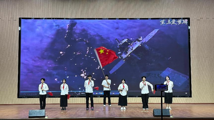 诵读进校园，经典润南城——“盱水风吟”走进南城职中