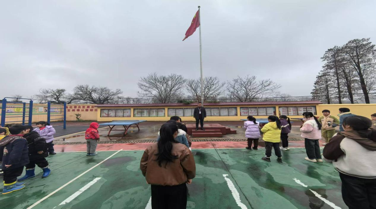 做一粒爱的种子，做新时代雷锋传人——崇仁县石庄乡中心小学关工委开展学雷锋系列活动