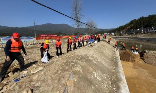 筑牢安全防线 守护生命底线——奉新县水利局开展在建水利项目防汛应急抢险演练活动