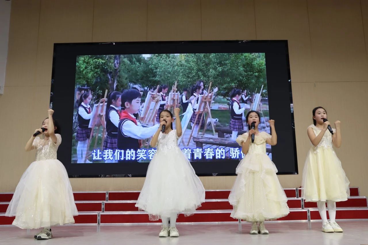 春声入海，踏歌而行
