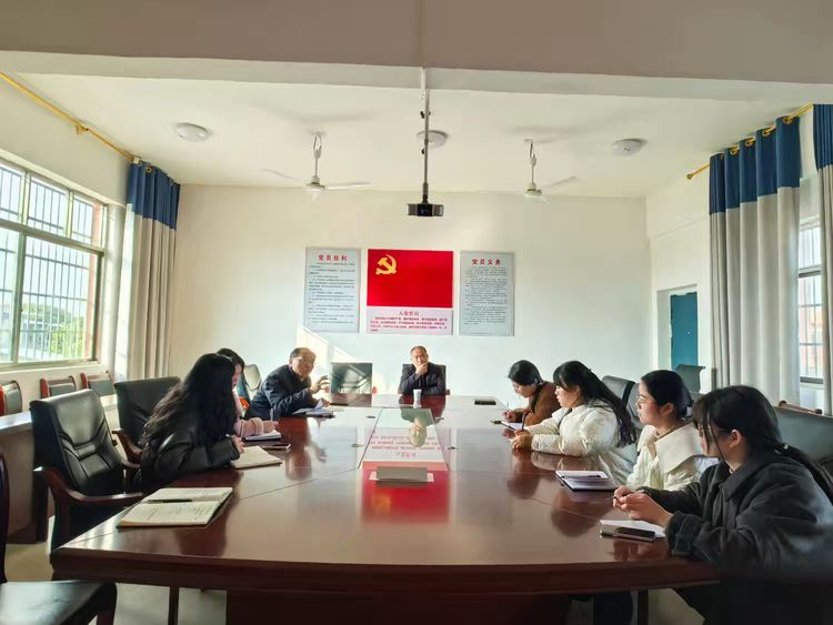 聚焦教学质量，共探提升之路——东乡区马圩中小学教学研讨会