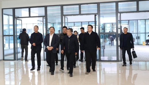 高安市委副书记、市长周万辉一行调研高安市人民医院搬迁后工作
