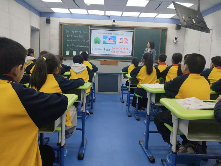 聚焦核心素养 共研高效课堂——南城县盱江小学教育集团五年级英语集体备课活动