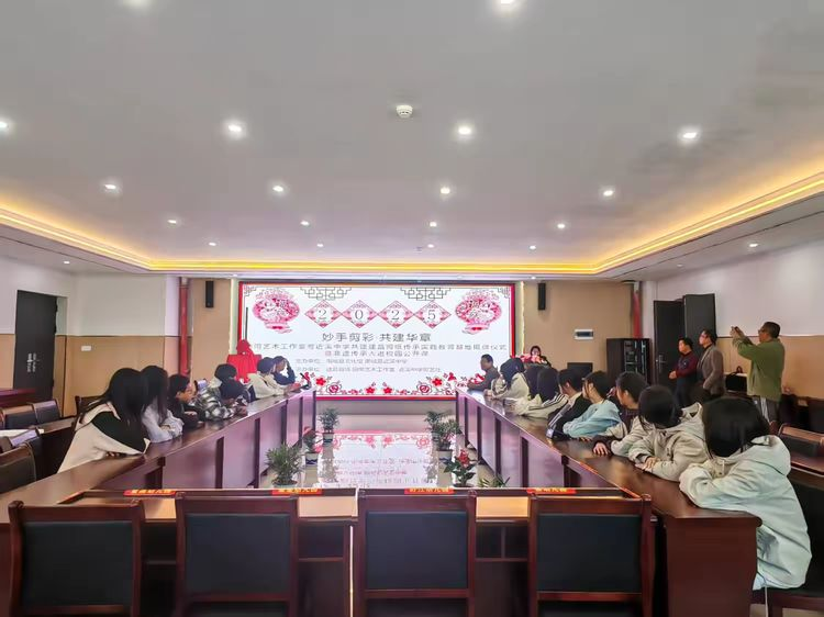 “传承匠心，非遗绽放”——建昌剪纸进校园，非遗传承谱新篇