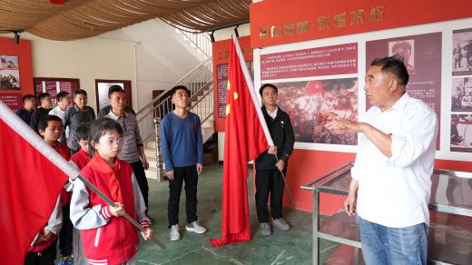 万载县茭湖乡：清明祭英烈 赓续红色魂