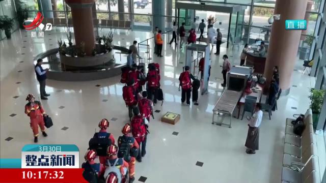 中国云南救援医疗队赶往缅甸内比都灾区