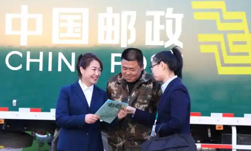 江西景德镇：为乡村振兴加“邮”添彩