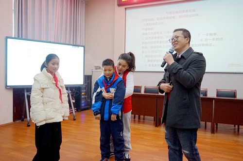 景德镇市妇幼保健院携手珠山区红十字会开展儿童急救知识宣讲活动