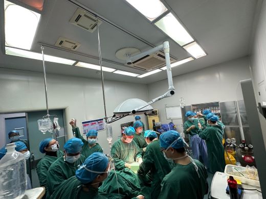 生死竞速——宜春学院第一附属医院 万载县人民医院成功抢救一名羊水栓塞产妇，母婴平安！