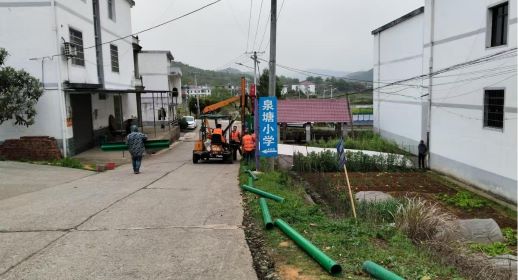 万载县马步乡：12345热线显成效 危险路段护栏火速“上岗”