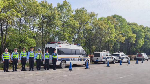 多方联动护平安 联合执法筑防线——江西省交通运输执法局十支队八大队联合开展服务区执法行动  
