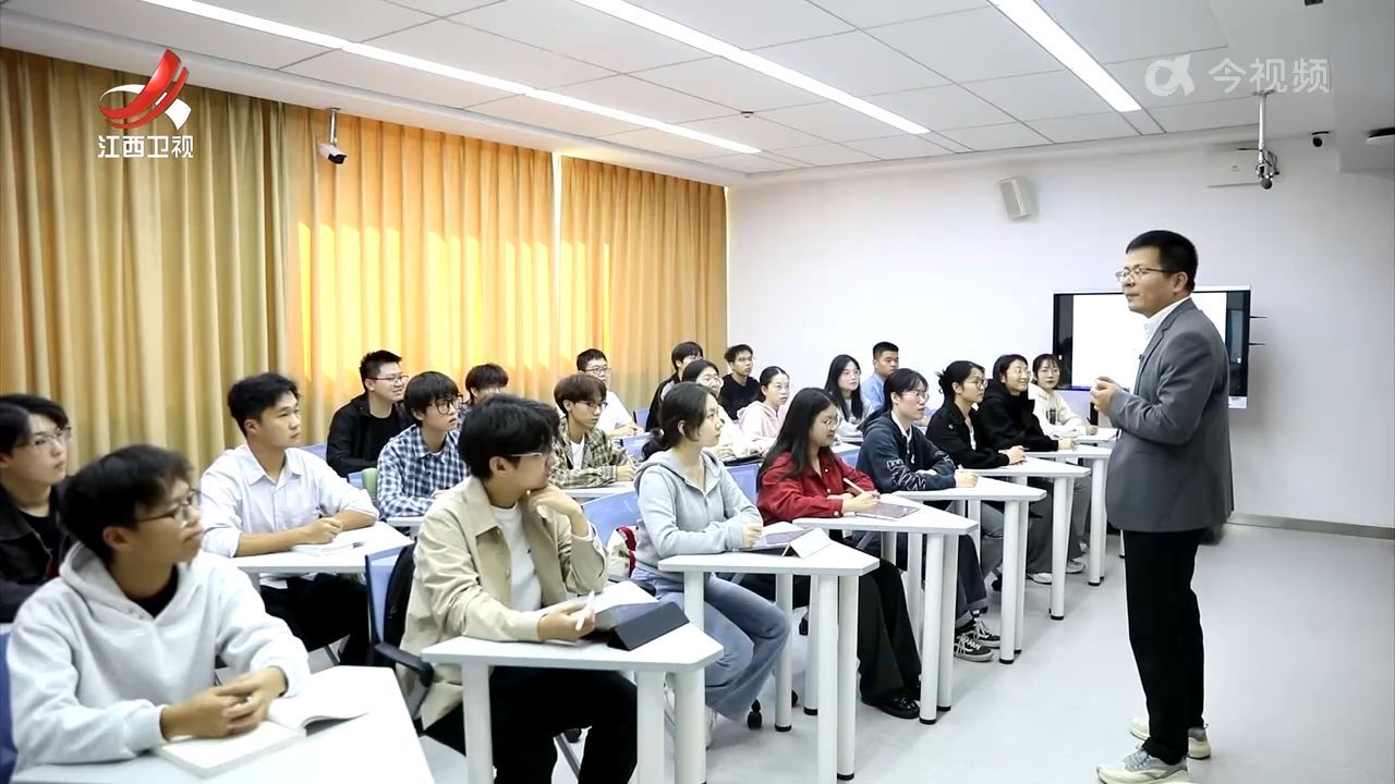 我省实施六大行动促进高校毕业生高质量就业