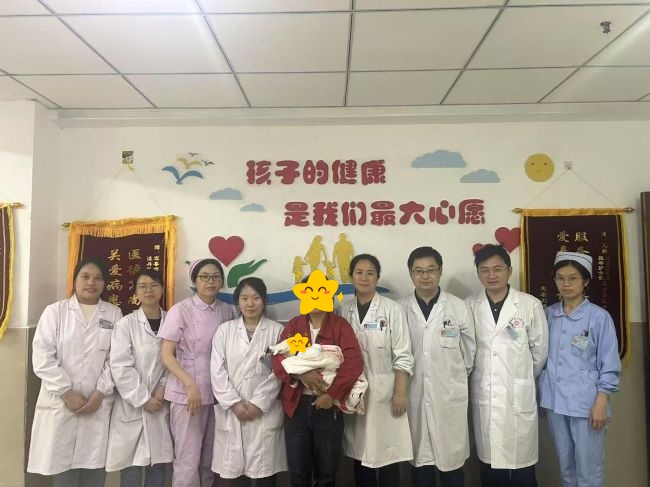 呼吸重生——宜春市第二人民医院儿科成功救治一名多系统衰竭重症营养不良患儿