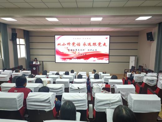 万载县三兴初中：讲党史故事 传红色薪火