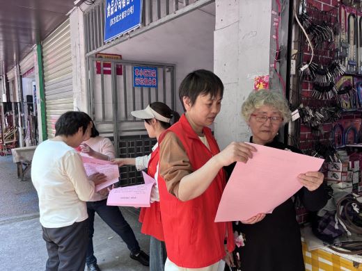 丰城市剑光街道多举措开展“我们的节日·清明节”主题宣传活动