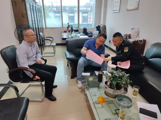 江西省交通运输执法局十支队六大队：深入开展专项整治 倾听民意促提升