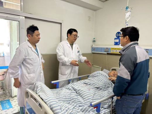 八旬高龄患者突发呕血命悬一线 宜春市第二人民医院多学科协作成功挽救性命