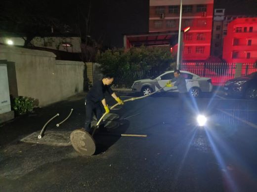 宜春市袁州区湛郎街道：污水管疏通“加速度” 居民满意“升温度”