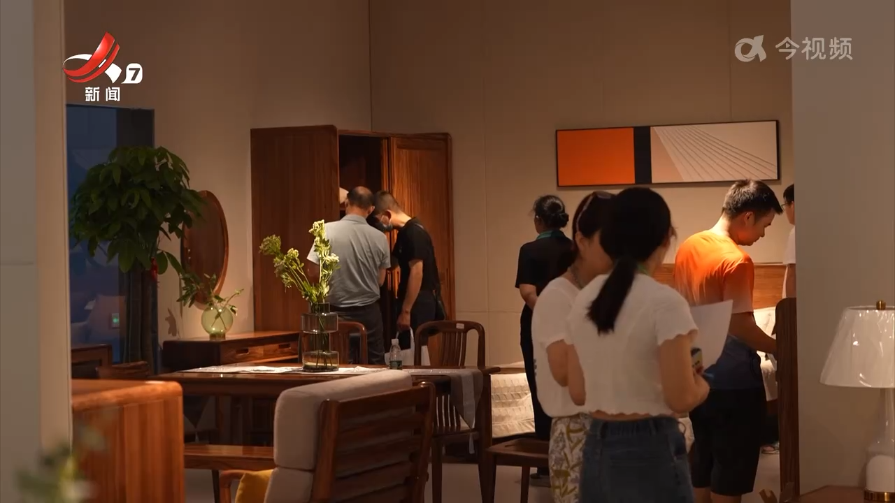 我省首轮精选近160家外贸企业及产品与内销平台对接