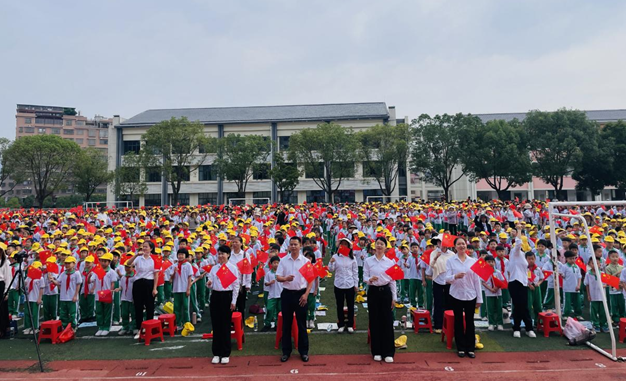 寻乌县城关小学举办校园文化艺术节暨2025庆“六一”素质教育成果展