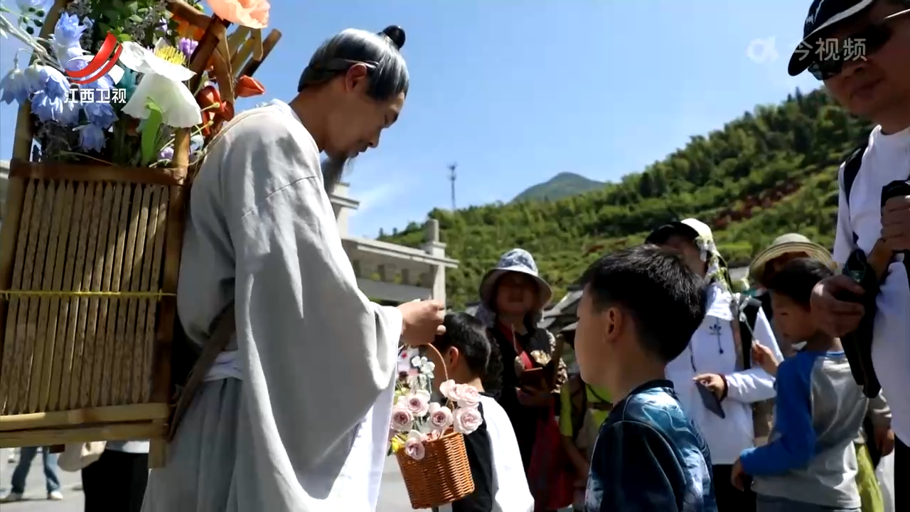 跟着诗词游江西：邂逅诗意山水