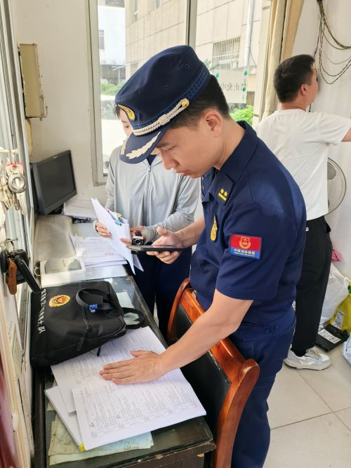 宜春市急救中心开展消防安全检查筑牢安全防线