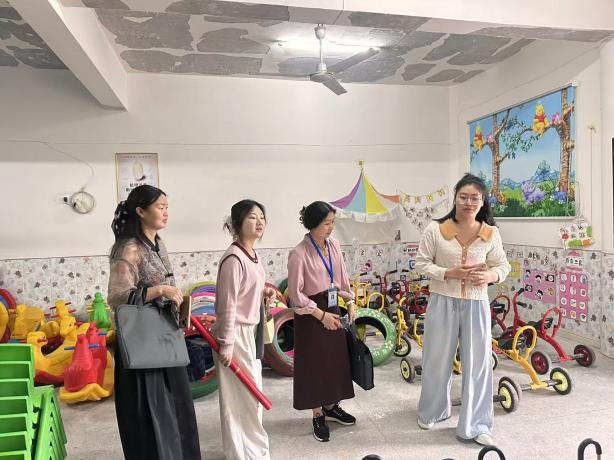 党建领航 幼教共进——乐安县第五幼儿园教育联盟开展送研下乡活动
