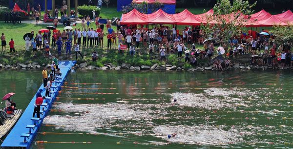 鹰伟德登录潭龙虎山“体育+旅游”盛宴 燃爆旅游市场新热度(图4)