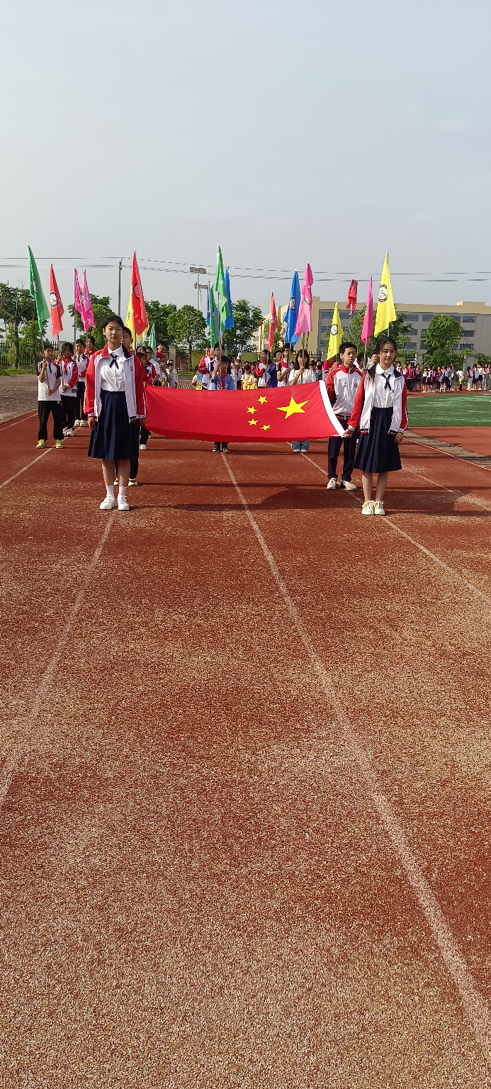 牢记党的教导 争做强国少年——乐安县厚发新城学校举行六一文艺汇演活动