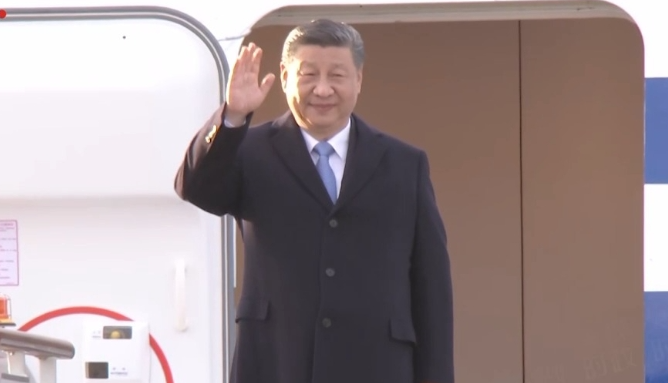 习近平抵达莫斯科对俄罗斯进行国事访问并出席纪念苏联伟大卫国战争胜利80周年庆典