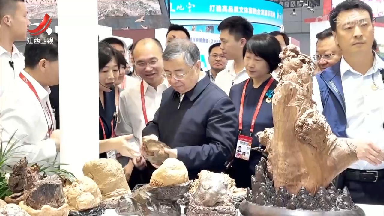李书磊黄坤明参观深圳文博会江西馆
