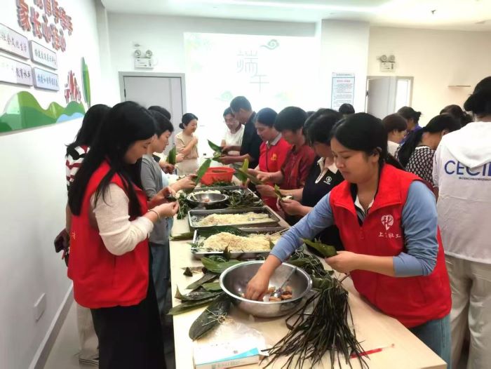 江西上高：粽香传情系老幼 文化润心爱国浓