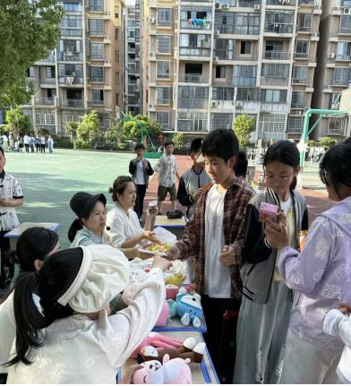 古韵星辉，童梦国风——高新区伟星小学举办“国学游园会”