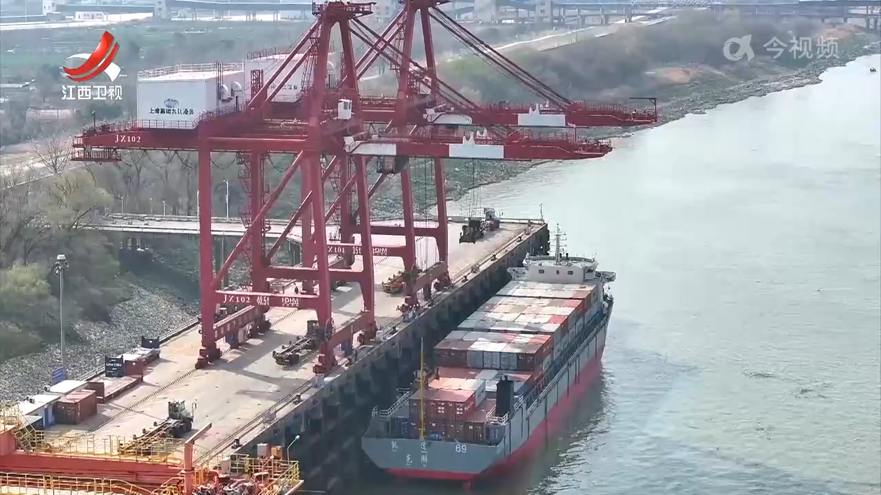 “抢运潮”涌现 外贸“热”力全开