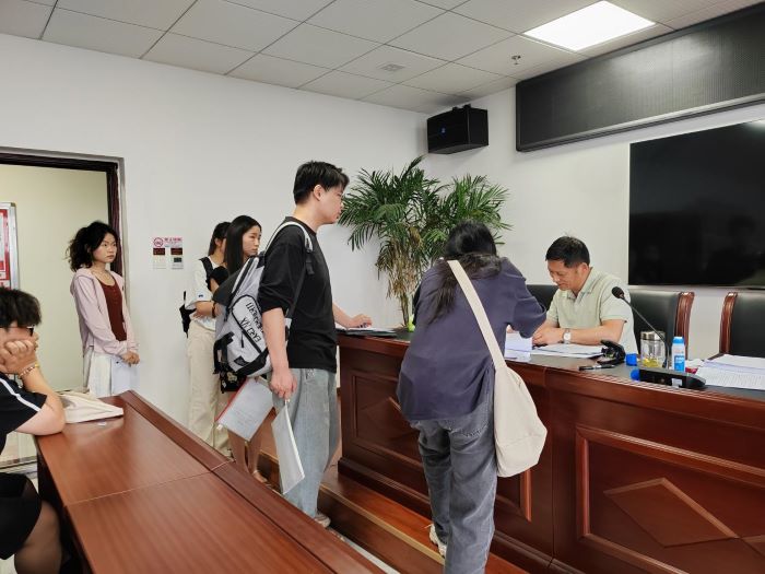 高安市人社局开展2025年宜春市事业单位招聘考试资格审查