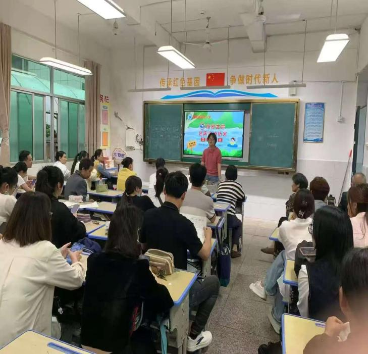 家校同心筑防线，共护生命防溺水——南城县实验小学举办防溺水安全教育家长会