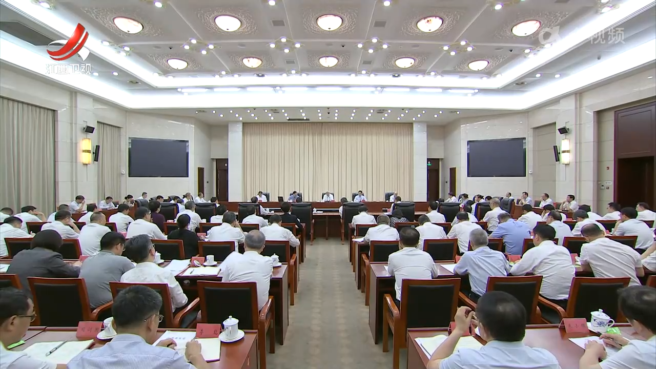 尹弘主持省委理论学习中心组集体学习时强调 积极布局发展人工智能产业新赛道 加快塑造高质量发展新动能新优势 叶建春宋福龙陈永奇参加