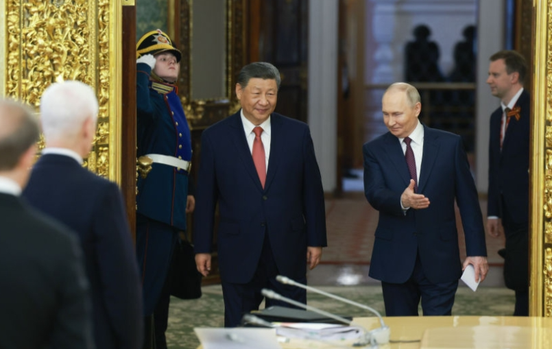 时政新闻眼丨中俄元首今年首次面对面会谈，达成哪些新的重要共识？