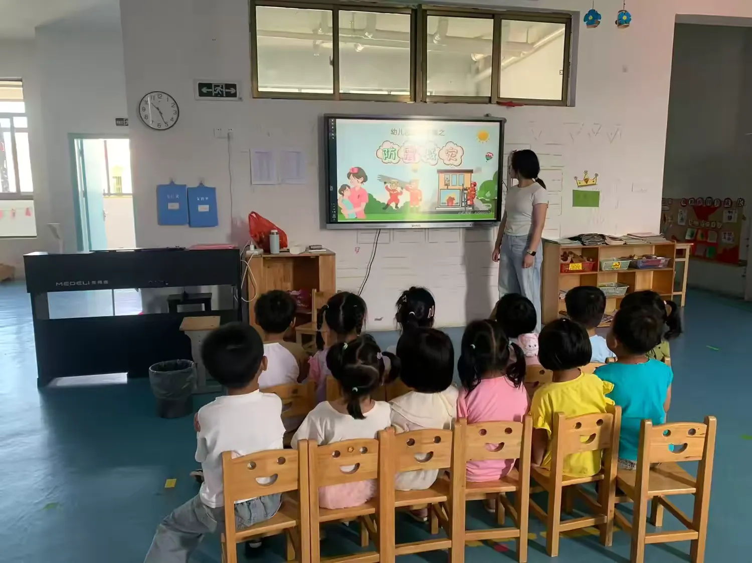 东乡区王桥镇中心幼儿园开展防震减灾活动