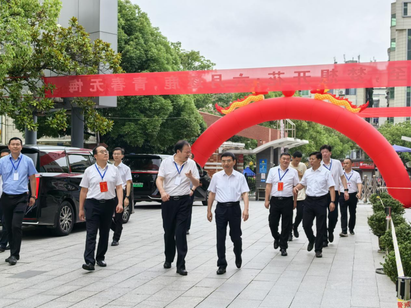 蒋文定到九江三中考点调研指导高考工作（组图）