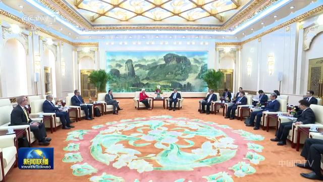 中央电视台《新闻联播》20250612