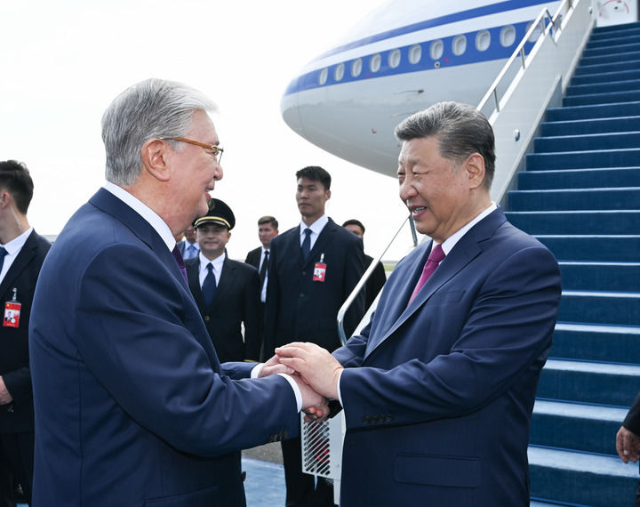 习近平圆满结束出席第二届中国－中亚峰会