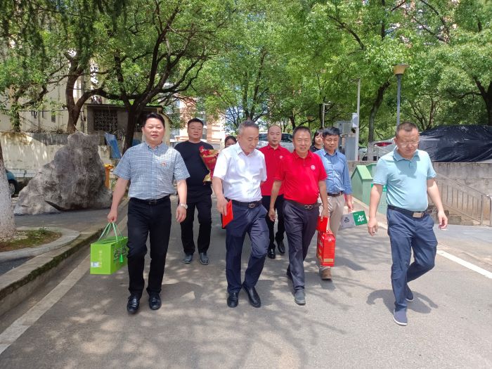 情暖端午 致敬老兵荣光——宜春市爱国拥军促进会走访慰问抗美援朝老兵