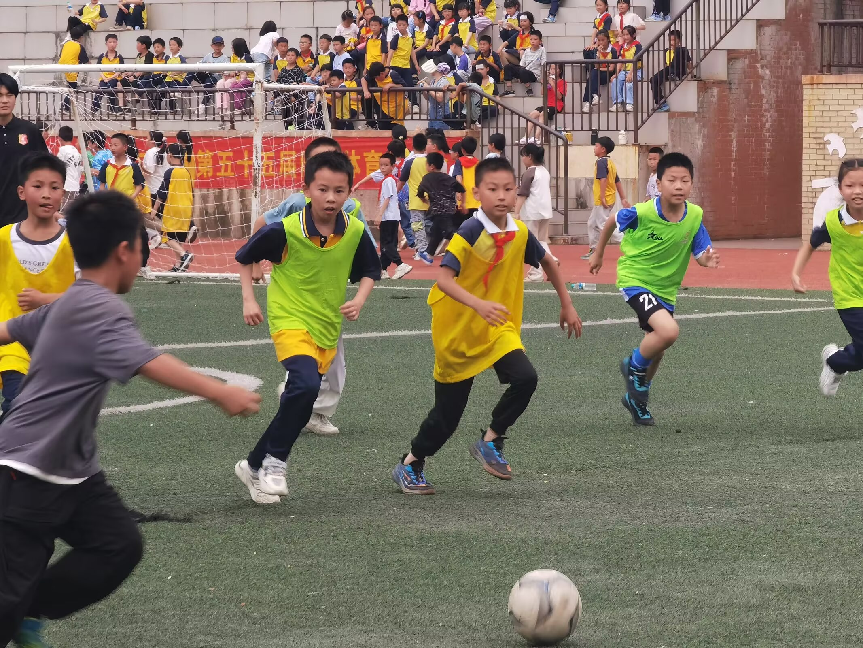 绿茵逐梦，阳光同行——广昌县第二小学第八届“校园足球嘉年华”活动圆满落幕