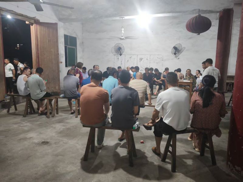 宜春市袁州区三阳镇：政协协商议事解民忧 安置小区通路焕新颜