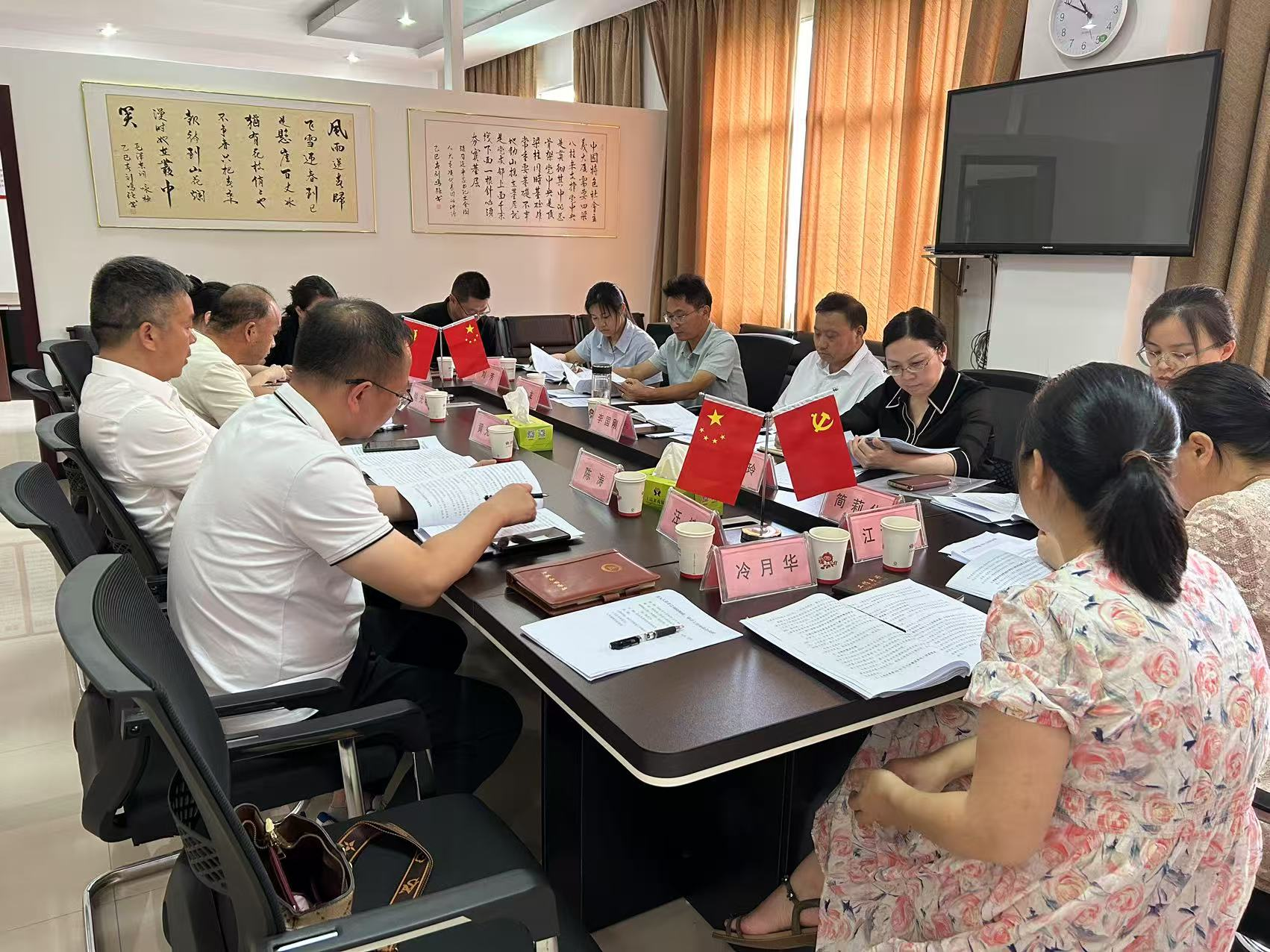 上高县人大常委会专题调研审计工作