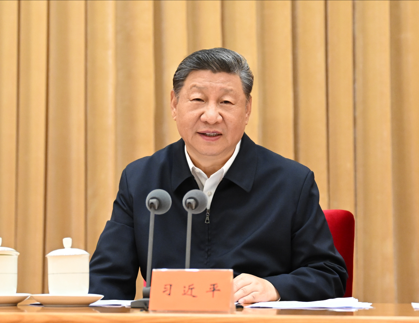 微观察｜“有些事要打攻坚战，有些事要久久为功”