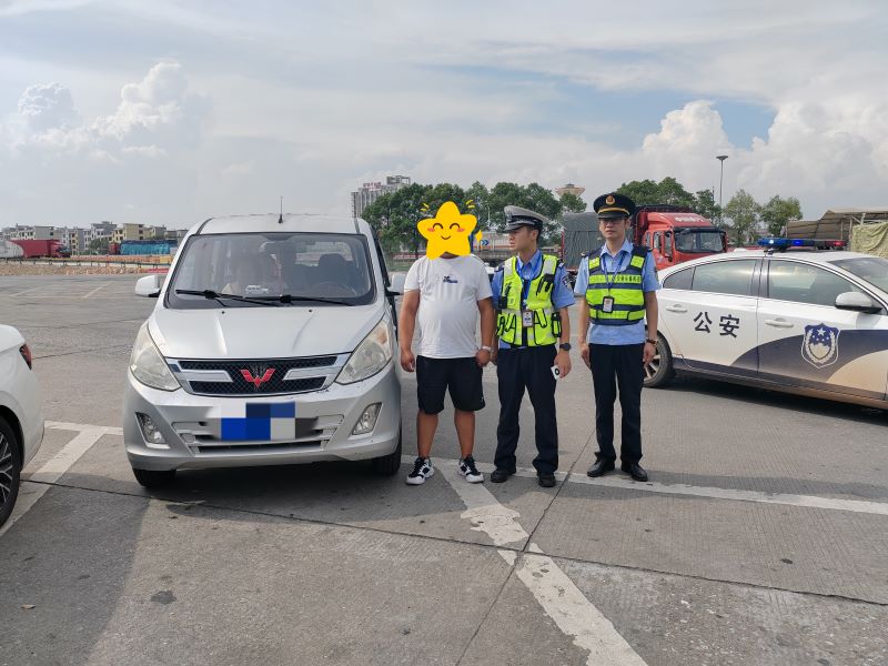 江西省交通运输执法局十支队二大队：筑牢安全防线 开展七座车辆专项查处行动